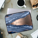 Blue agate marble rose gold name script laptopschutzhülle<br><div class="desc">A dark blue and rose gold agate,  marble stone print as background Personalize and add your name. The name is written with a modern hand lettered style script.</div>
