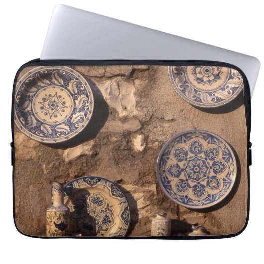 Blue and Cream Pottery Umbria Poster Plaque Laptopschutzhülle (Vorderseite)
