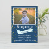 Blue and Gold Third Birthday Foto Einladung (Stehend Vorderseite)