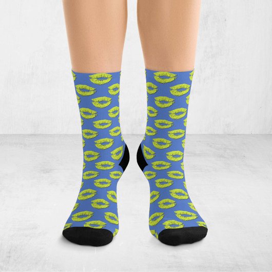 Blue and Green Pop Art Kissing Lips XOXO Socken