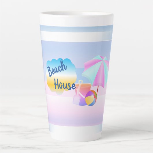 Blue and Pink Beach House Latte Tasse (Vorderseite)
