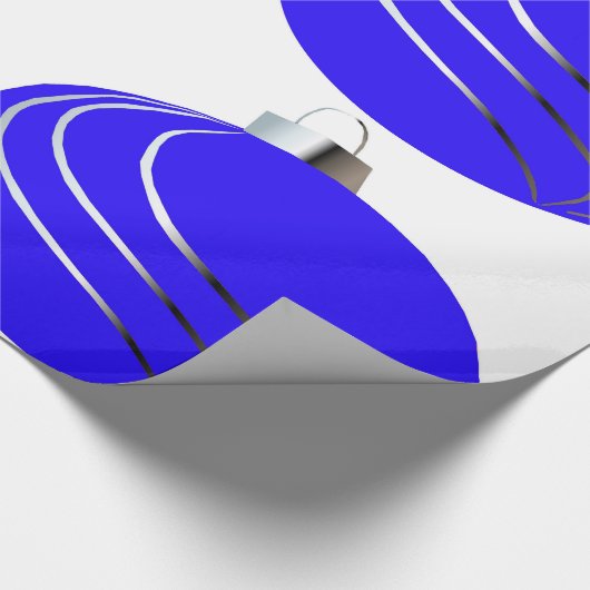 Blue and Silver Christmas Tree Bulb Wrapping Paper Geschenkpapier (Ecke)