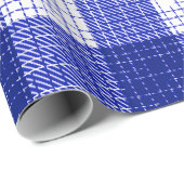 Blue and White Bold Checkered Plaid Design  Geschenkpapier (Rolleneckpunkt)