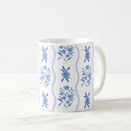 Blue and White Botanical Mug Kaffeetasse (VorderseiteRechts)
