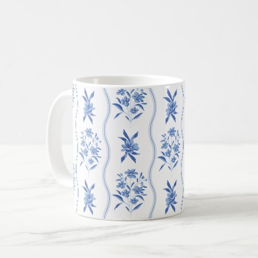 Blue and White Botanical Mug Kaffeetasse (Vorderseite Links)