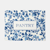 Blue and White Chinoiserie Pantry Fußmatte (Vorderseite)