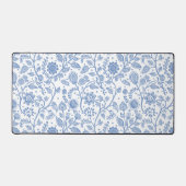 Blue and White Floral Botanical Pattern Whimsical Schreibtischunterlage (Vorderseite)