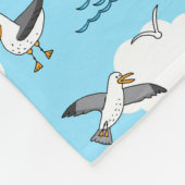 Blue and White Fun Seagulls Gemustert Beach House Fleecedecke (Ecke)