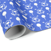 Blue and White Golf Balls und Clubs Geschenkpapier (Rolleneckpunkt)