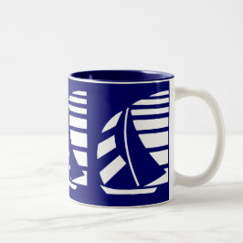 Blue and White Racing Sailboat Tasse