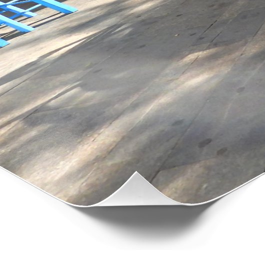 Blue and White Restaurant in Old Town Paphos Poster (Ecke)