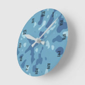 Blue Army Camouflage Pattern Runde Wanduhr (Winkel)