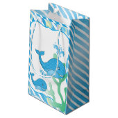 Blue Baby Boy Whale Kleine Geschenktüte (Rückseite Schrägansicht)