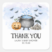Blue Baby is Brewing Halloween Baby Shower  Quadratischer Aufkleber (Vorderseite)