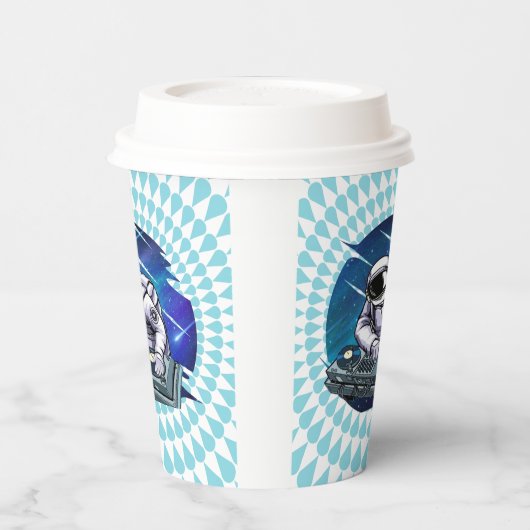 Blue Background Astronaut DJ Music Space Pappbecher (Links)