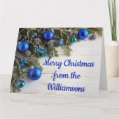 Blue Baubles und Pine Needles Weihnachten Karte (Vorderseite)