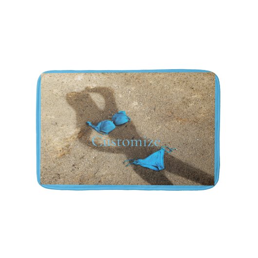 Blue Bikini Beach Sand Thunder_Cove Badematte (Vorderseite)