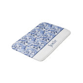 Blue Bird Chinoiserie Monogramm Badematte (Schrägansicht)