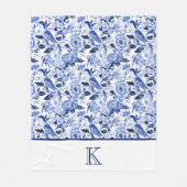 Blue Bird Chinoiserie Monogramm Fleecedecke (Vorderseite)