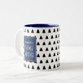 Blue Black Christmas Tree Gemustert Personalisiert Zweifarbige Tasse (Vorderseite Links)