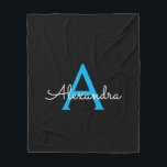 Blue Black Script Giron Monogram Name Fleecedecke<br><div class="desc">Blau und Schwarz Imitat Script Monogram Fügen Sie Ihren eigenen Namen Fleece Blanket. Das macht den perfekten 16 Geburtstag,  Hochzeit,  Brautparty,  Jubiläum,  Babydusche oder Junggeselinnen-Abschied Geschenk für jemanden,  der Lieben glamourösen Luxus und schicke Stile.</div>