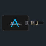 Blue Black Script Giron Monogram Name Gepäckanhänger<br><div class="desc">Schwarz und Blau Monogramm Fügen Sie Ihren eigenen Namen Script Gepäcksack Tag Die Tasche Tag macht den perfekten süßen 16 Geburtstag,  Hochzeit,  Brautparty,  Babydusche oder Junggeselinnen-Abschied Geschenk für jemanden,  der ihr Zimmer in Stil dekoriert.</div>
