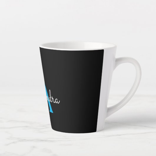 Blue Black Script Giron Monogram Name Milchtasse (Rechts)
