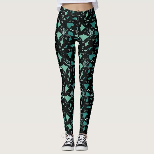 Blue Black Stingray Manta Ray Ocean Themed Leggings (Vorderseite)
