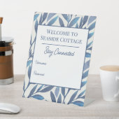 Blue Blätter Airbnb Beach Vacation Rental Sockelschild (In SItu)