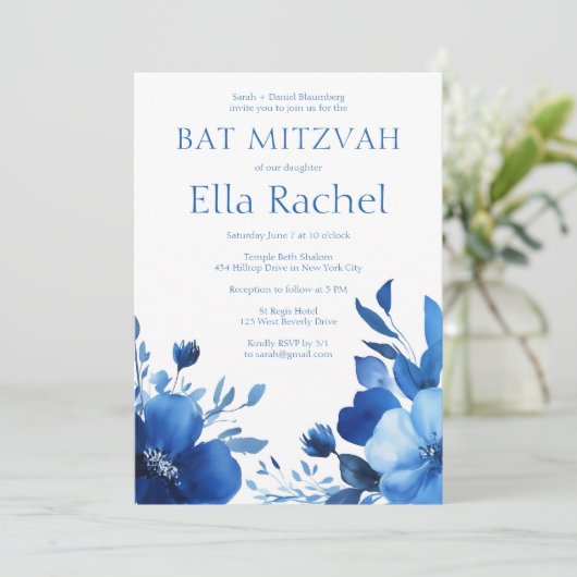 Blue Blooms Watercolor BAT MITZVAH CUSTOM Einladung (Stehend Vorderseite)