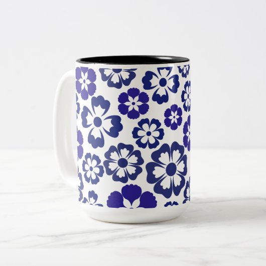 Blue Blossom Elegance Zweifarbige Tasse (Vorderseite Links)