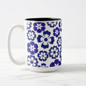 Blue Blossom Elegance Zweifarbige Tasse (Links)