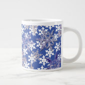 Blue, Blue, Holiday Tasse! von McBCreate Jumbo-Tasse (Rechts)