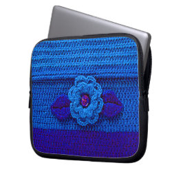 Blue Blume Artisan Crochet Print Electronics Bag Laptopschutzhülle