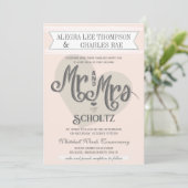 Blue Blush Peach Mr. und Mrs. Typografy Wedding Einladung (Stehend Vorderseite)