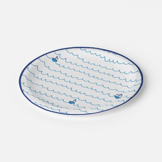 Blue Boats Waves Summer Party Nautical Ship Pappteller (Schrägansicht)