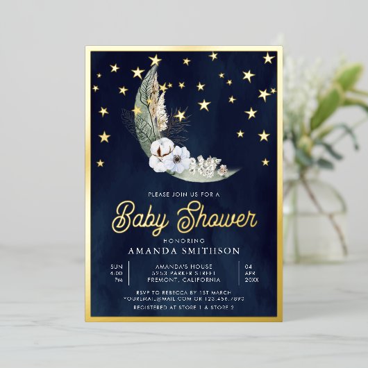 Blue Boho Blumenmoon Stars Baby Dusche Gold Folieneinladung (Stehend vorne)