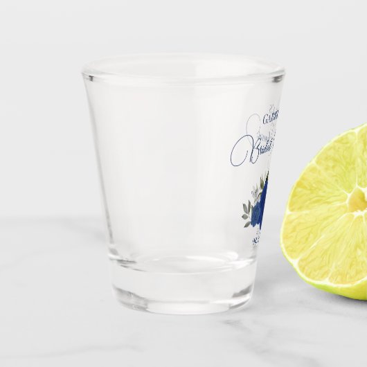 Blue Boho Chic Rose Elegantes Brautparty Schnapsglas (Links)