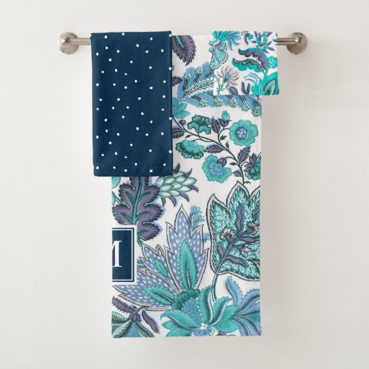 Blue Boho Vintag Floral Monogramm Badhandtuch Set (Insitu)