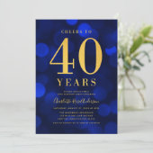 Blue Bokeh Gold freut sich auf 40 Jahre Geburtstag Einladung (Stehend Vorderseite)