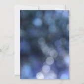 Blue Bokeh Light & "We Eloped" Typografie Einladung (Rückseite)