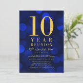 Blue Bokeh Lights 10-Jahres-Wiedersehen Einladung (Stehend Vorderseite)