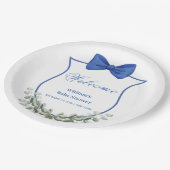 Blue Bow Eucalyptus Wappen Baby Dusche Willkommen Pappteller (Schrägansicht)