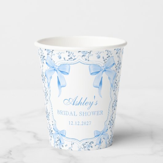 Blue Bow Floral Brautparty Pappbecher (Vorderseite)