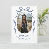 Blue Bow Graduation Open House Party Invitation Einladung (Stehend Vorderseite)