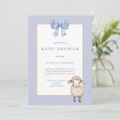 Blue Bow Lamb Baby Dusche Einladung (Stehend Vorderseite)