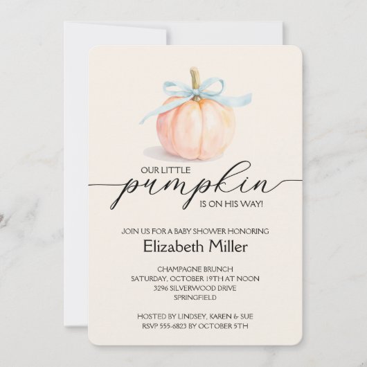 Blue Bow Little Pumpkin Baby Dusche in einem Einladung (Vorderseite)
