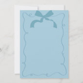 Blue Bow Moderne Illustriert Boy Baby Dusche Einladung (Rückseite)