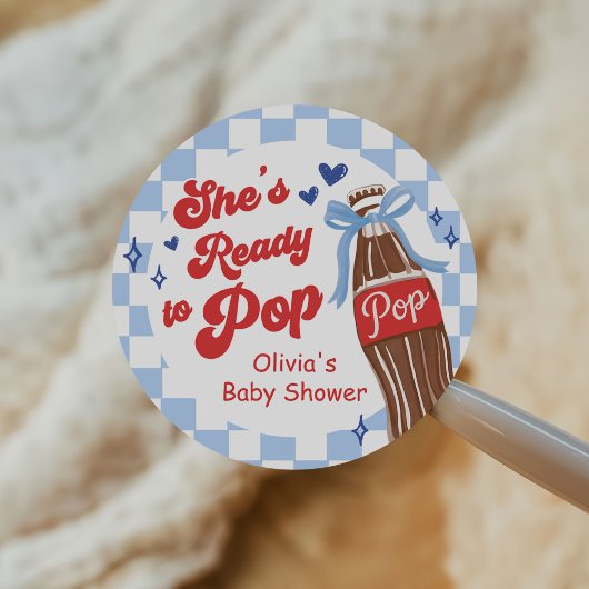 Blue Bow She's Ready to Pop Baby Shower Runder Aufkleber