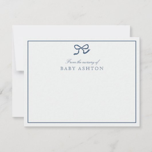 Blue Bow & Stripes aus dem Kinderzimmer von, viele Einladung (Vorderseite)